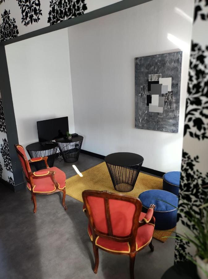 L'Amarante Chambres D'Hotes Ou Gite Citadin Theux Esterno foto
